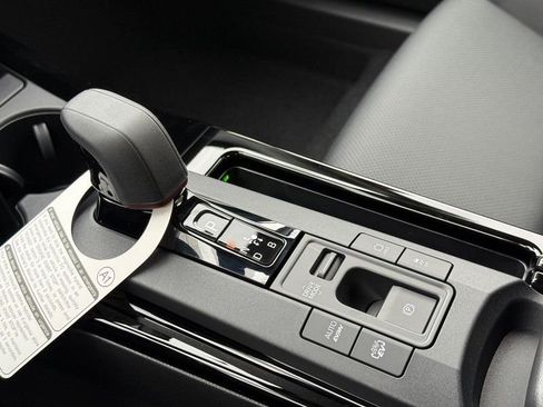New 2026 Toyota Prius Plug-In Hybrid FWD image 14