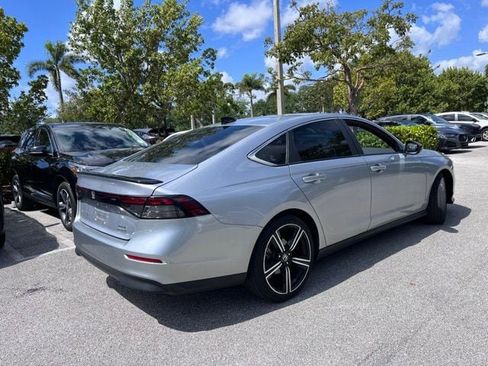 Used 2023 Honda Accord Sport image 6
