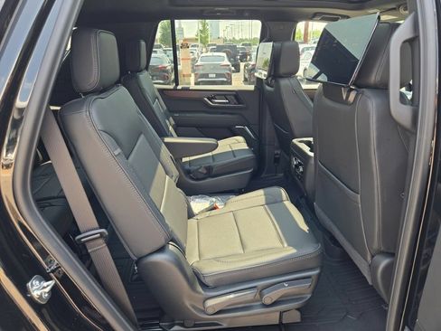 New 2026 GMC Yukon Denali w/ Advanced Technology Package AWD/4WD image 23