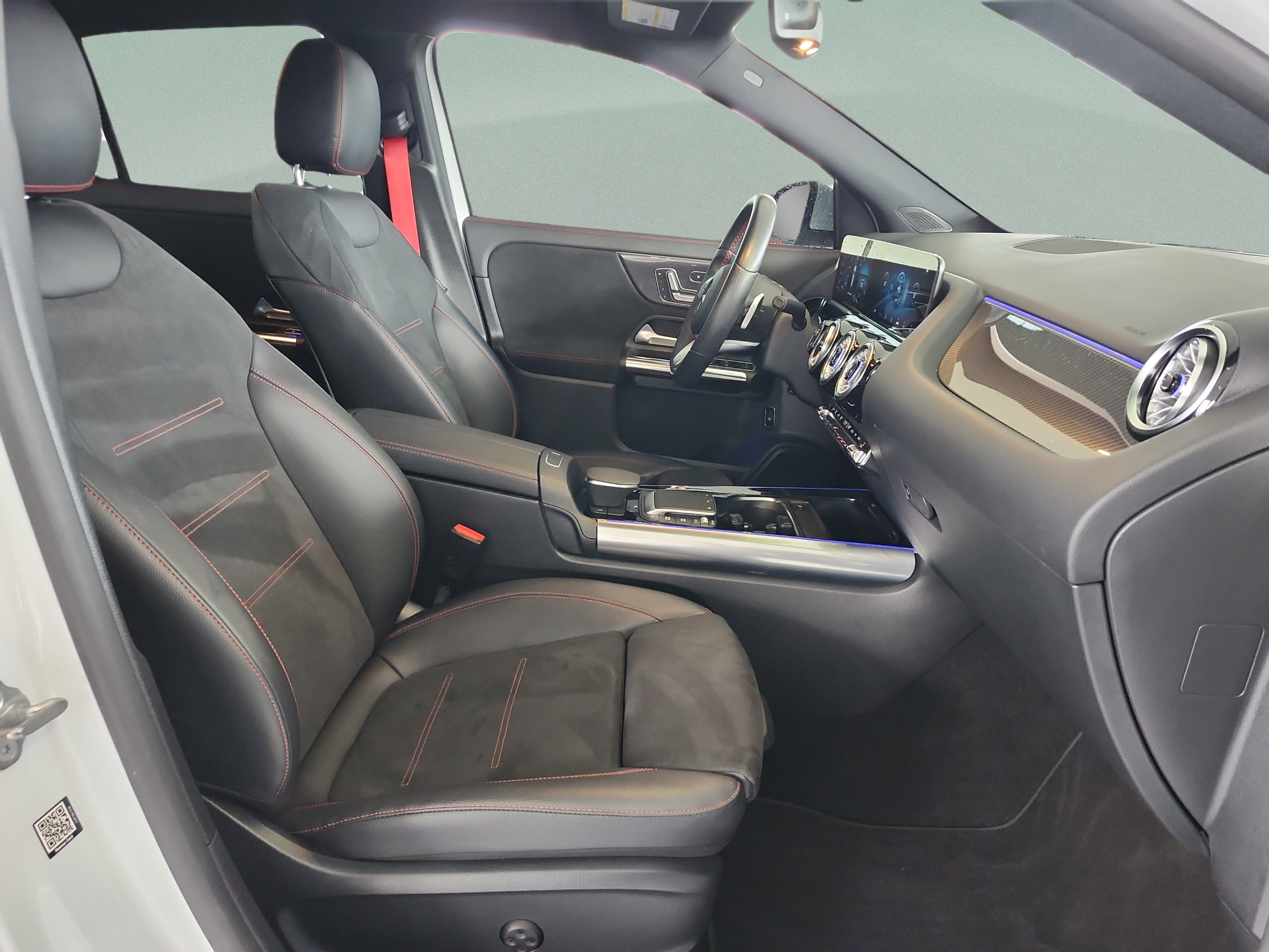 Used 2022 Mercedes-Benz GLA 35 AMG 4MATIC image 19
