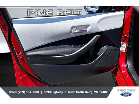 Used 2020 Toyota Corolla SE FWD image 17