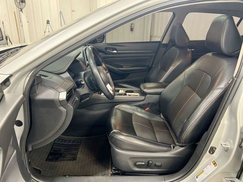 Used 2019 Nissan Altima 2.5 SR w/ SR Premium Package AWD/4WD image 20