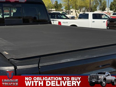 Used 2023 GMC Sierra 3500 Denali w/ Denali Black Diamond Edition image 9