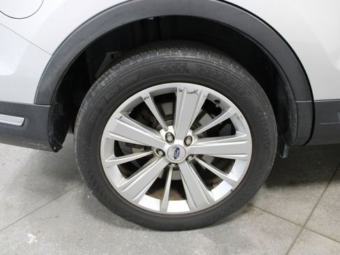 Used 2019 Ford Explorer Limited w/ Class III Trailer Tow Package image 39