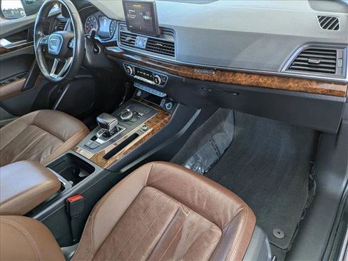 Used 2018 Audi Q5 2.0T Premium Plus w/ Premium Plus Package image 21