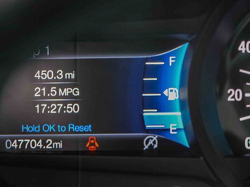 Used 2022 Ford Edge Titanium w/ Equipment Group 301A AWD/4WD image 8