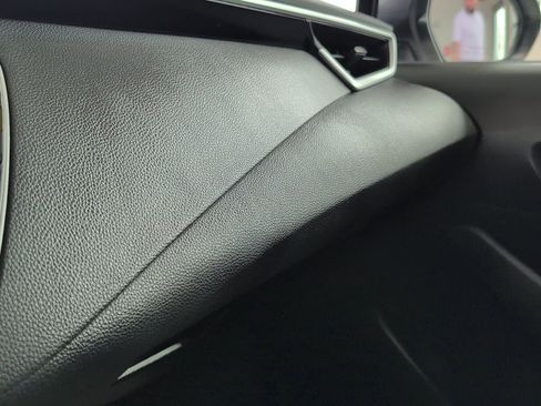 Used 2024 Toyota Corolla LE FWD image 29
