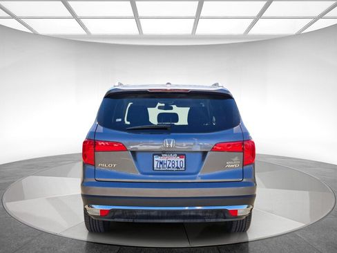 Used 2016 Honda Pilot Touring image 4