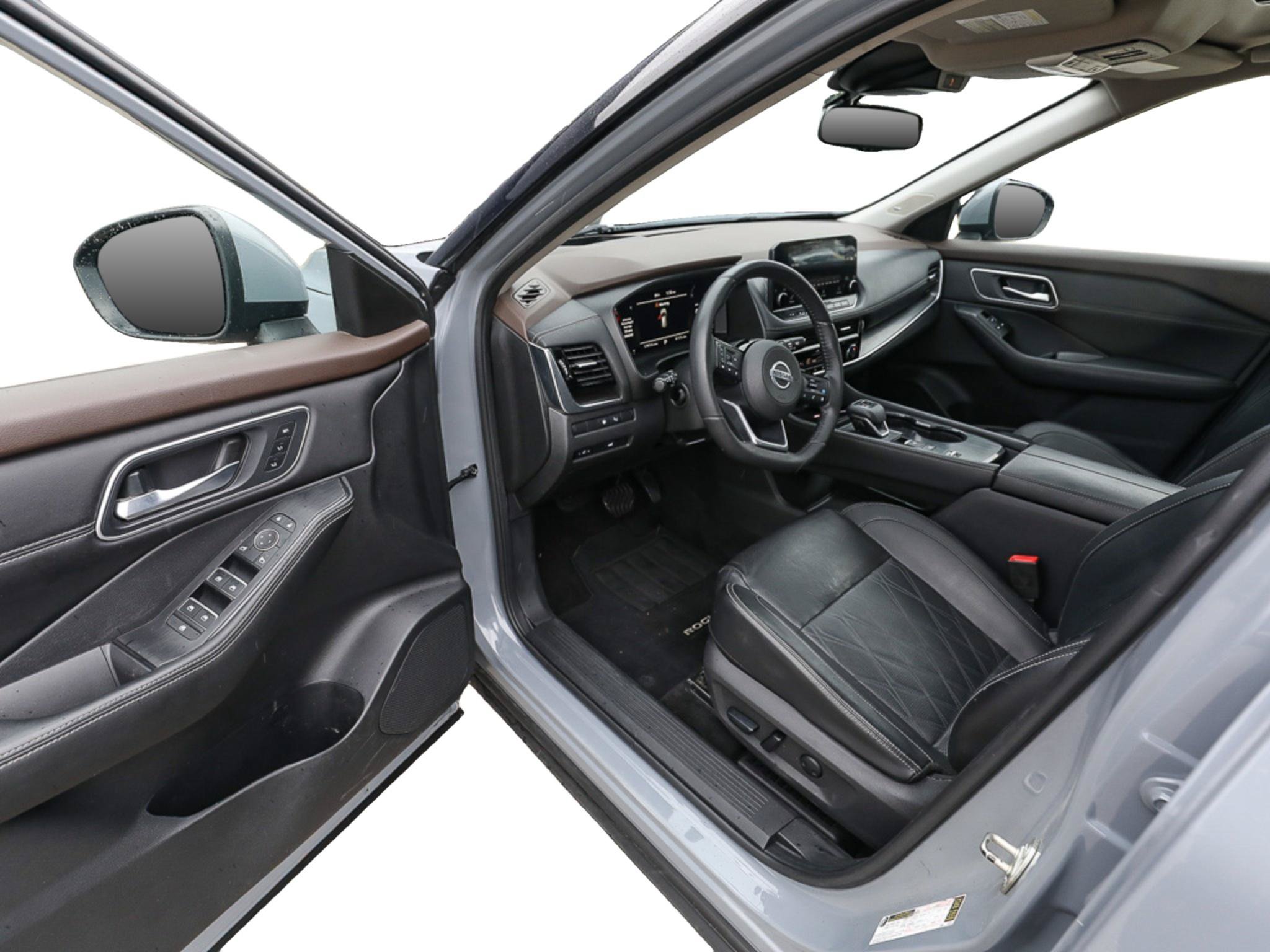 Used 2021 Nissan Rogue Platinum FWD image 11