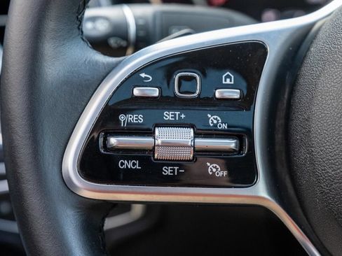 Used 2019 Mercedes-Benz C 300 Sedan image 23