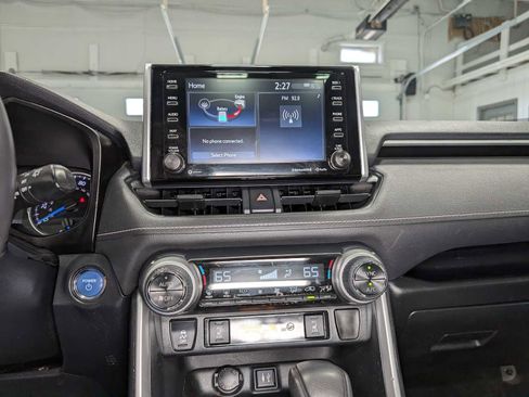 Used 2019 Toyota RAV4 XLE w/ Convenience Package AWD/4WD image 32