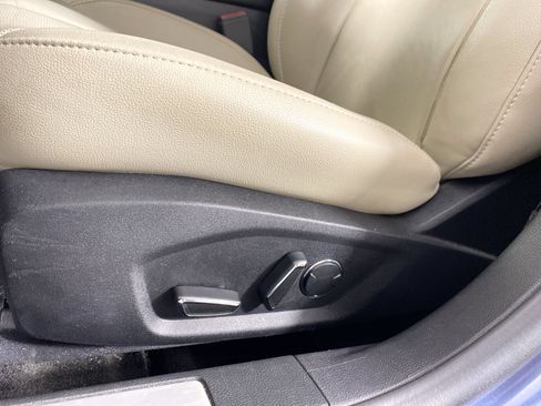 Used 2018 Ford Fusion Titanium AWD/4WD image 19