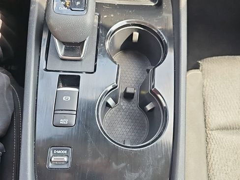 Used 2024 Nissan Rogue SV FWD image 38
