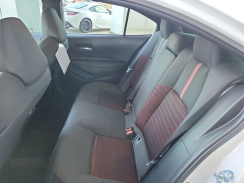 Certified 2025 Toyota Corolla SE image 27