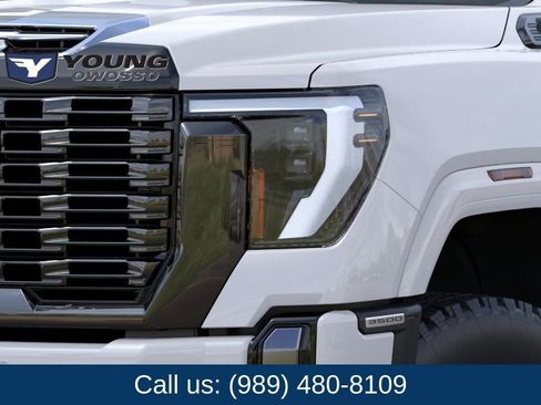 New 2026 GMC Sierra 3500 Denali Ultimate w/ LPO, Black Badging Package AWD/4WD image 10
