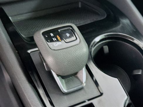 Used 2023 Nissan Rogue S FWD image 24