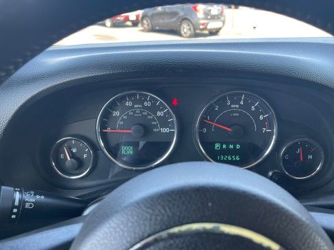 Used 2014 Jeep Wrangler Unlimited Sport w/ Quick Order Package 24S AWD/4WD image 22