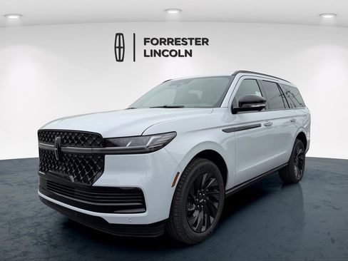New 2026 Lincoln Navigator Reserve AWD/4WD image 7