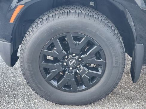 Certified 2023 Nissan Frontier SV w/ Technology Package image 8