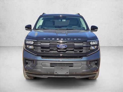 New 2026 Ford Expedition Active RWD image 6
