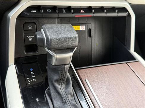Certified 2023 Toyota Sequoia Capstone AWD/4WD image 40