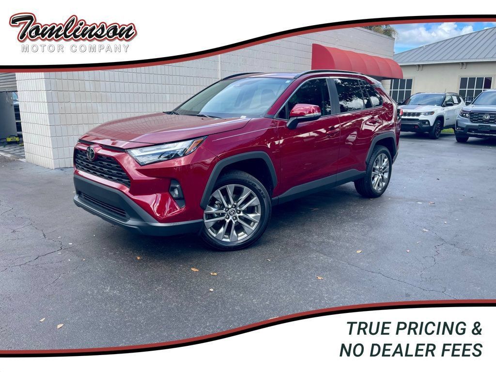 Used 2025 Toyota RAV4 XLE Premium FWD image 1