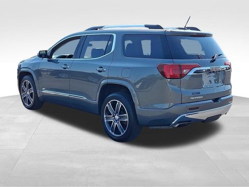 Used 2018 GMC Acadia Denali w/ Technology Package AWD/4WD image 4