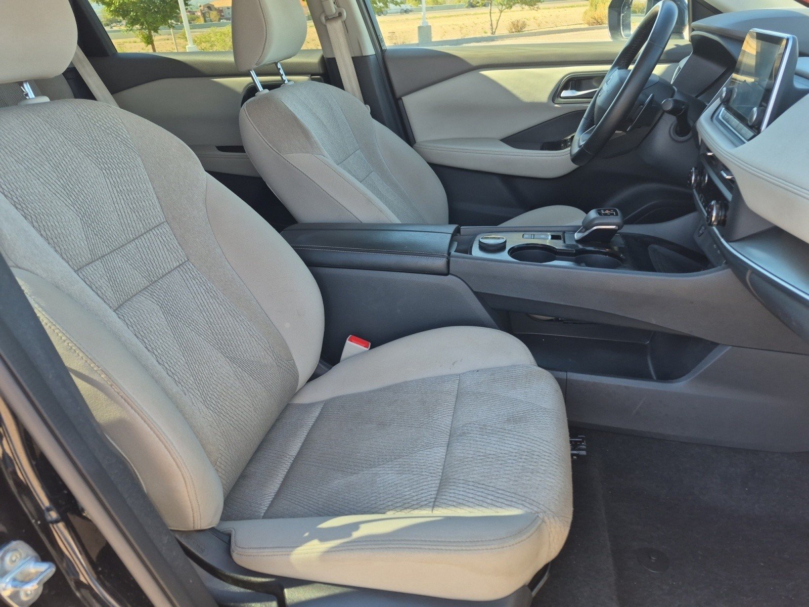 Used 2025 Nissan Rogue SV AWD/4WD image 21