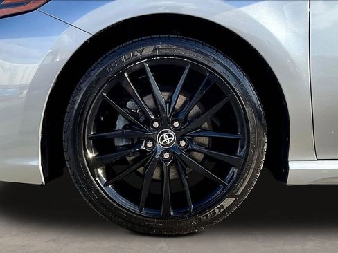 Used 2021 Toyota Camry XSE image 35