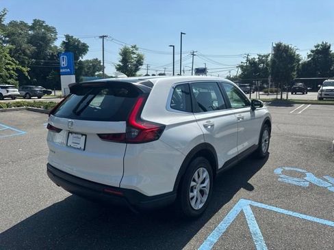 Used 2023 Honda CR-V LX image 8
