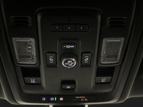 Used 2021 GMC Yukon AT4 image 27