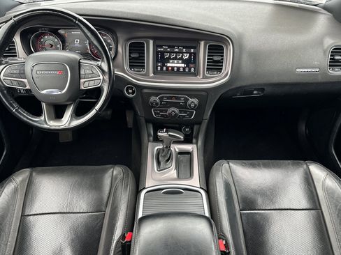 Certified 2022 Dodge Charger SXT w/ Leather Interior Group image 13