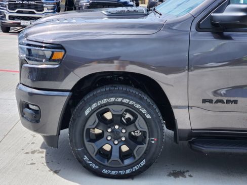 New 2026 RAM 1500 Express AWD/4WD image 10