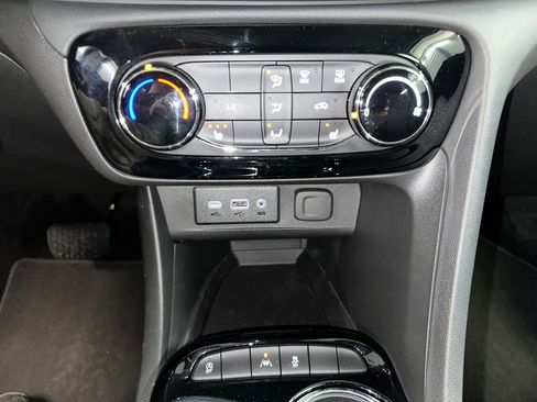 Certified 2023 Buick Encore GX Preferred w/ Cold Weather Comfort Package image 14