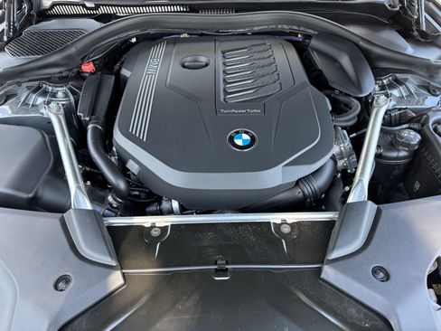Certified 2023 BMW 540i RWD image 36