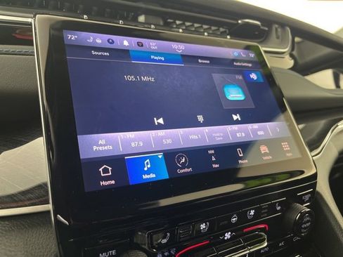 Used 2023 Jeep Grand Cherokee Trailhawk w/ Luxury Tech Group III image 12