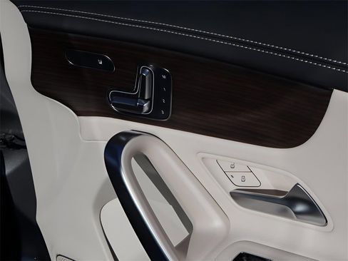 New 2026 Mercedes-Benz CLA 250 4MATIC image 12