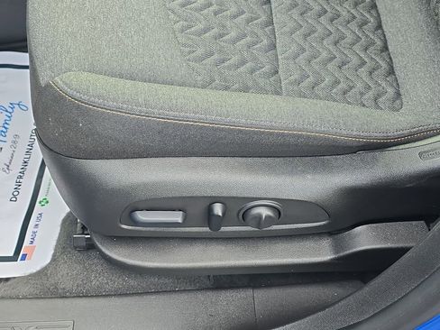 Used 2024 Chevrolet Equinox LT FWD image 20