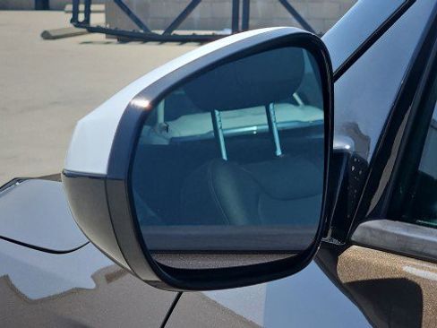 Used 2021 Chevrolet TrailBlazer ACTIV w/ Sun and Liftgate Package FWD image 20
