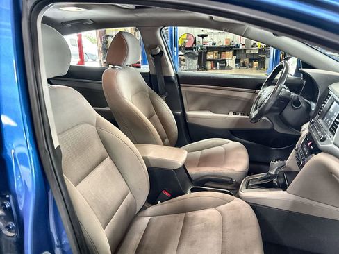 Used 2018 Hyundai Elantra Value Edition FWD image 30