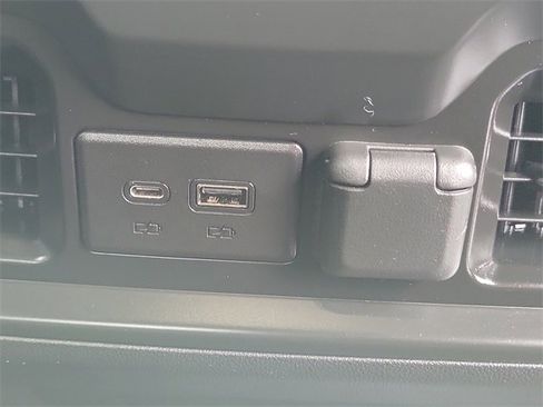 Certified 2022 Chevrolet Silverado 1500 LT Trail Boss w/ Convenience Package II image 25