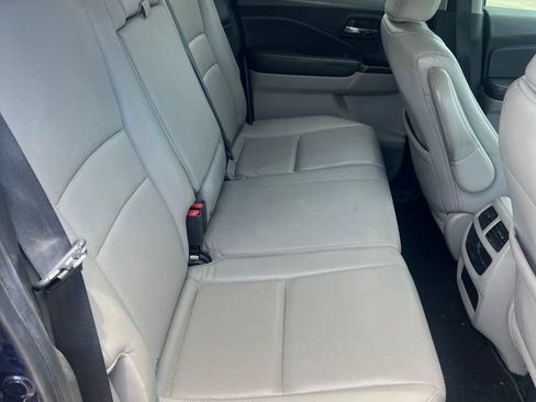 Used 2017 Honda Ridgeline RTL-T image 11