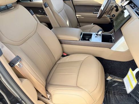 New 2026 Land Rover Range Rover SE AWD/4WD image 11