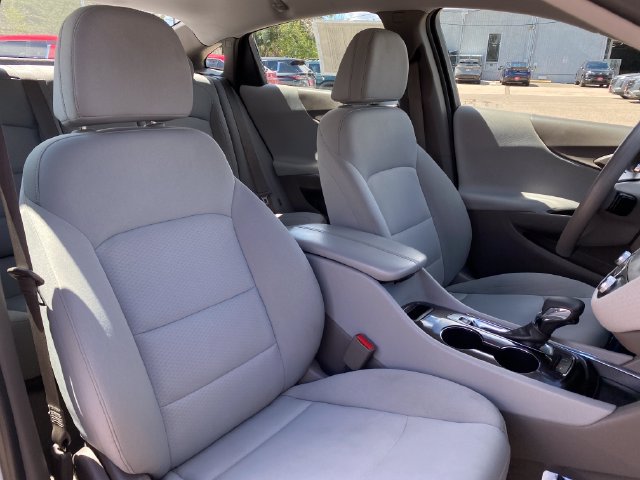 Used 2024 Chevrolet Malibu LT FWD image 9