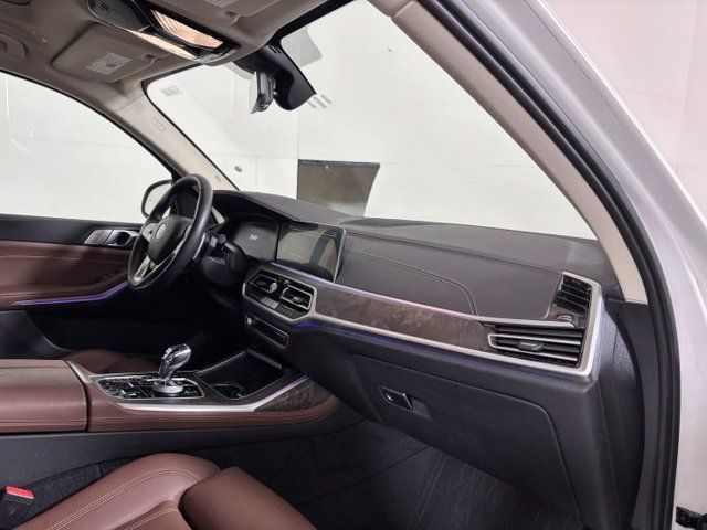 Used 2022 BMW X7 xDrive40i w/ Executive Package AWD/4WD image 24