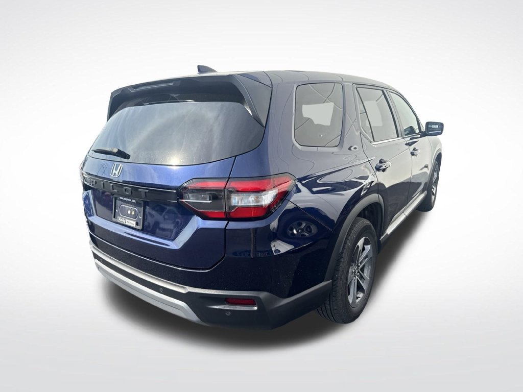 Used 2025 Honda Pilot EX-L image 5