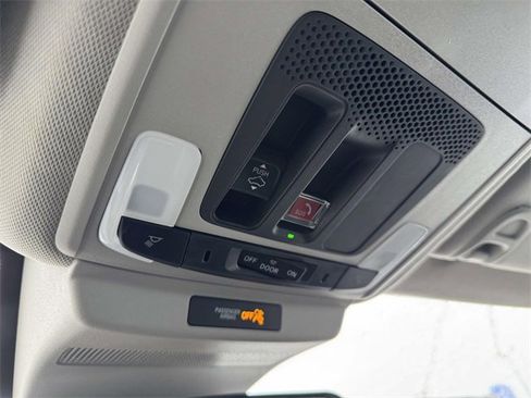 Certified 2023 Honda Accord EX image 32