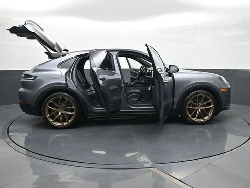 New 2026 Porsche Cayenne Turbo GT AWD/4WD image 34