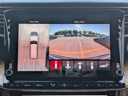 Used 2022 Jeep Grand Wagoneer Series III w/ Rear Seat Video Group 1 AWD/4WD image 21