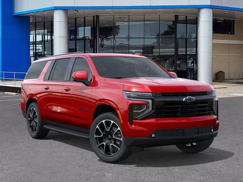 New 2026 Chevrolet Suburban RST AWD/4WD image 7